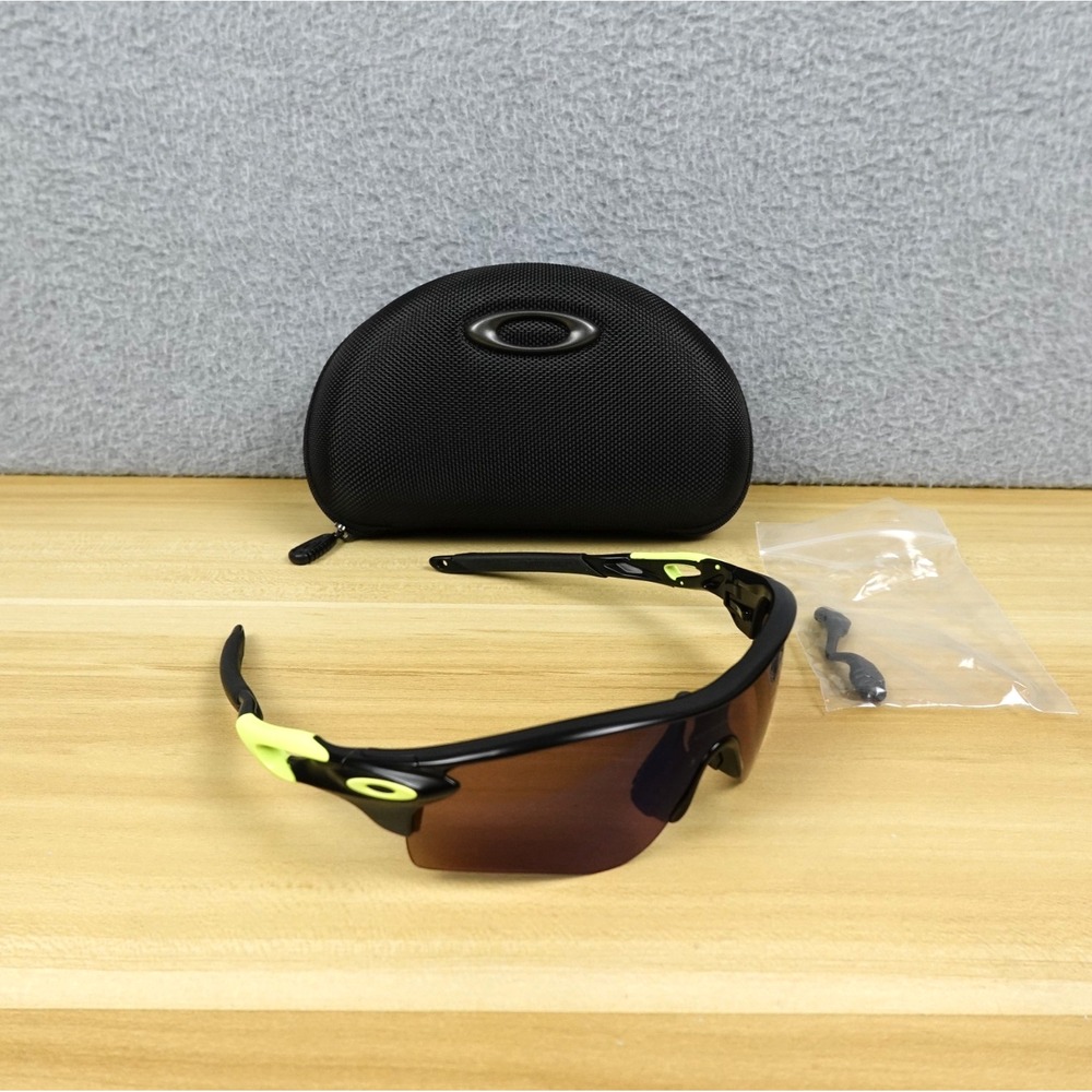 Oakley Radarlock Sunglasses Shades Prizm Polarized Black/Neon Green Frame w/Case